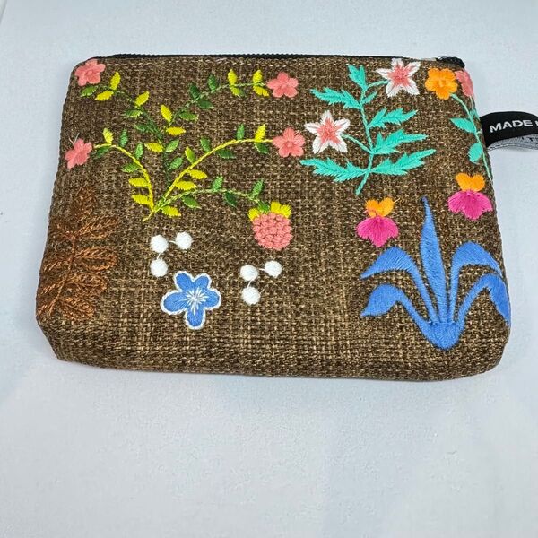 ハンドメイド 刺繍 ポーチ ベトナム