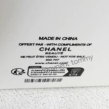 新品 2023 シャネル CHANEL ホリデー ネイビー 箱付き 送料無料 ラメ ポーチ 限定 ノベルティ ロゴ 化粧ポーチ コスメ ブランド _画像8