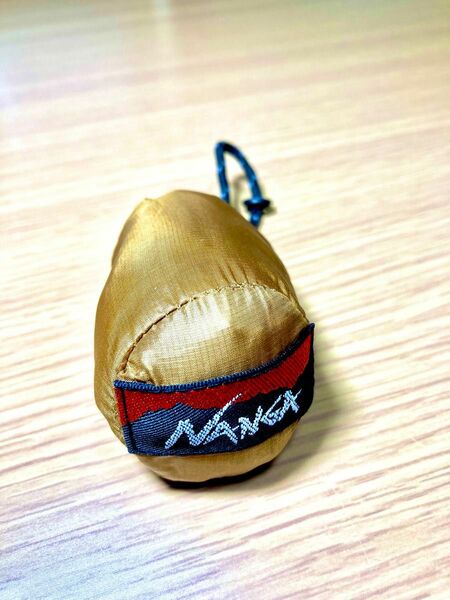 【新品】ナンガ　NANGA ポケッタブルエコバッグ　ゴールド