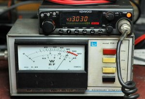 ジャンク　KENWOOD TM-702 430Mhz 送受信共に良好　145Mhz 送信は出来ますが受信出来ません。　ジャンク