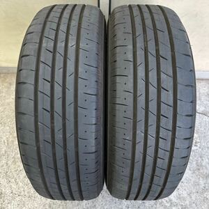 2020年製　深溝！BRIDGESTONE　ECOPIA　Playz　PX-RVⅡ　215/65R16 ２本　引き取り歓迎！神奈川発！作業可！