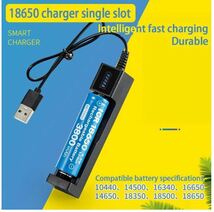 送料無料　未使用品　18650 バッテリー充電器 USB バッテリーアダプター LED スマート充電式バッテリー用充電器 Li-ion 18650 26650 14500_画像6