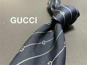 【超美品】GUCCI　グッチ　Gロゴ＆レジメンタル柄　ネクタイ　3本以上送料無料　ネイビー