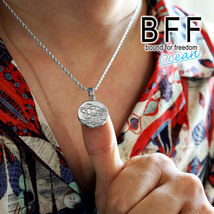 BFF ブランド コインネックレス シルバー 銀色 タートル ウミガメ ペア 彫金 手彫り 専用BOX付属 (60cm)_画像6