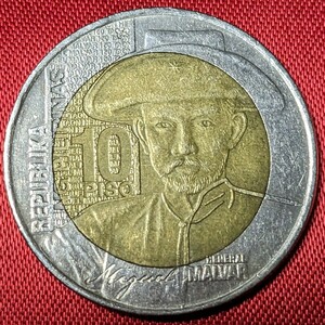 フィリピン　10ペソ・複金属貨　2015年　生誕150周年　ミゲル・マルバール将軍　【流通品】　No.2390