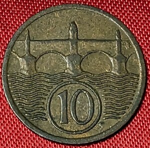 チョコスロバキア　10ヘラー青銅貨　1927年 　【美銅貨】　　玉ちゃんNo.3085