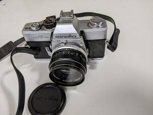 ミノルタSRT101 MINOLTA マニュアル式一眼レフカメラ　ジャンク扱い　MCロッコールPF55㍉F1.7レンズ、フィルター、キャップ、ストラップ付