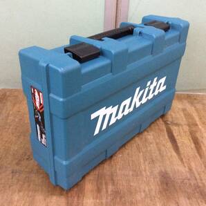 【TH-1189】未使用 makita マキタ 150mm充電式ディスクグラインダ GA033GRMX 純正バッテリーBL4040×2個 充電器付の画像6