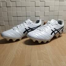 送料無料・新品未使用！！アシックス asics サッカーシューズ スパイク / DS LIGHT WIDE / 3Eワイド 定価14300円 24.5ｃｍ_画像1