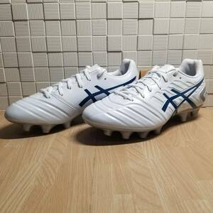 送料無料・新品未使用！！アシックス asics サッカーシューズ スパイク / DS LIGHT CLUB WIDE / 3Eワイド 定価8200円 24.5ｃｍ