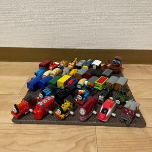 カプセルプラレール トーマス チャギントン 新幹線 ゼンマイ セット おまけ