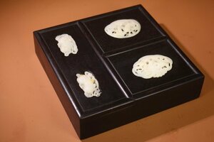 中国文物 収集家の放出品 文房用具 清代白玉四方木寶盒