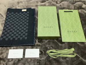 GUCCI グッチ　リバーシブル　マフラー　カシミア　黒色・グレー　GG柄 正規直営店品　新品同様　送料60サイズ