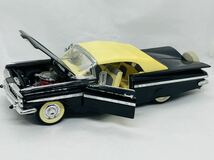  1/18 シボレー インパラ 1960 Chevrolet Impala WELLY 大型モデル(オートアート・京商)_画像2
