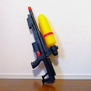  large water pistol life ru type total length 60cm* capacity 900ml*. distance 6m toy playing in water 