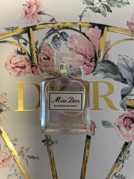 DIOR ディオール ミスディオールブルーミングブーケ（オードゥ トワレ）5ml