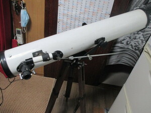 天体望遠鏡 天体観測 三脚付き 日本製 D=100mm/F=900mm 破損ありです。