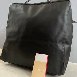 希少/極美品 バリー BALLY ボストンバッグ トート ハンド 黒 スクエア エンボス Bロゴ レザー A4収納 大容量 メンズ 旅行 出張 ビジネス