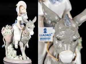 【流】リヤドロ LLADRO フィギリン「花籠を背負ったロバに乗った少女」 陶人形 高20cm TR405