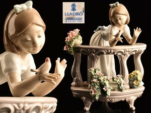 【流】リヤドロ LLADRO バルコニーの朝 フィギリン 陶人形 高23.5cm 共箱 ZTQ942