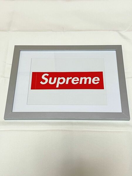 supreme ステッカー