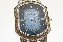 バレンチノドマーニ 石付き シェル文字盤 クォーツ レディース 腕時計 Valentino DOMANI_画像1
