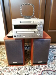 オンキヨー　ONKYO CD システムコンポ　X-N7NX FR-N9NX ジャンク品　気分屋　動いたり動かなかったり　取扱説明書あり　修理可能な方へ