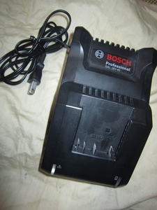 BOSCH Professional ボッシュ GAL18V-40