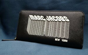 ＄綺麗【MARC JACOBS マークジェイコブス レザー ポップアートロゴ アコーディオンジップ ラウンド ファスナー 長財布 ブラック】KH11166