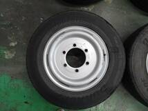 【342】 205/70R16 111/109 ラジアルタイヤ 4本 ブリヂストン R207 ホイール付 TOPY KV 16×5.5J 85-8 6穴 エルフ シングルタイヤ_画像6