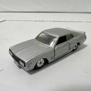 再塗装 トミカ 箱無し NO.74 ニッサン ローレル SGX 日本製 NISSAN LAUREL ミニカー 黒箱 tomicaの画像1