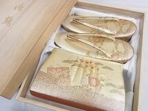 平和屋1■和装小物　バッグ・草履セット　流水草花文　草履サイズ：Ｍ　金糸　逸品　未使用　ev2075_画像1