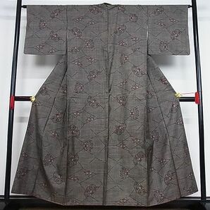 平和屋-こころ店■本場大島紬 ９マルキ 花菱文 着丈154cm 裄丈65cm 正絹 逸品 1B-np2015の画像1