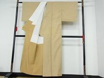 平和屋-こころ店■上質な紬　横段文　着丈149cm　裄丈63.5cm　正絹　逸品　A-cs7250_画像2