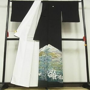 平和屋-こころ店■豪華黒留袖 友禅作家物 風景樹林文 暈し染め 着丈156cm 裄丈65.5cm 正絹 逸品 B-zg8633の画像2