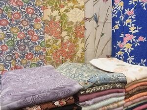 平和屋■1円 小紋 まとめて 50点 鳳凰 孔雀 風景 松竹梅 花柄 型染め 金糸 など 着用可能多数 未使用品あり 全て正絹 sw557