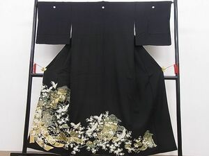 平和屋野田店■豪華黒留袖　貝桶飛鶴松桜文　金彩　逸品　n-hj8403