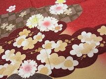 平和屋-こころ店■豪華振袖　駒刺繍　雲取り花文　金彩　金通し地　着丈163cm　裄丈69.5cm　正絹　逸品　A-cs7541_画像4