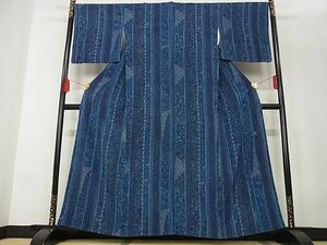 平和屋-こころ店■上質な小紋　花間道　鬼しぼ縮緬　着丈159.5cm　裄丈67.5cm　正絹　逸品　A-ja5733