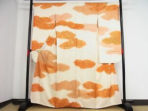 平和屋-こころ店■豪華振袖　駒刺繍　雲重ね花文　金彩　着丈161cm　裄丈67cm　正絹　逸品　1B-np2594