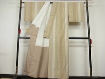 平和屋-こころ店■結城紬　間道　80亀甲　着丈152cm　裄丈63cm　正絹　逸品　A-br7891_画像2