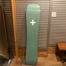 2023-2024 west snowboard ウエスト　スノーボード　ユートピア　152cm パウダー　フリーライド　新古品　傷無し　_画像2