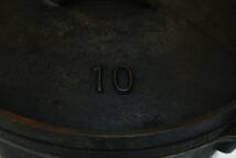 TH02106　LODGE　10インチ　ダッチオーブン　キャンプオーブン　中古品_画像3