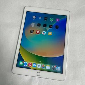 【ジャンク/SIMフリー】iPad 第5世代 32GB［MP1L2J/A］シルバー★判定〇★　02161N