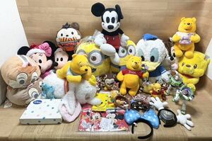 未使用 多数あり ディズニー ハンカチ ぬいぐるみ 置物 等 ミッキー ミニー プーさん ドナルド トイストーリー 等 大量 まとめて 42点 G2