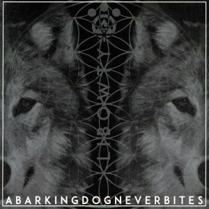 [136] CD A Barking Dog Never Bites LIBOWTY 1枚組 特典なし ケース交換 NIR-2