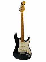 Fender フェンダー ストラトキャスター STRATOCASTER エレキギター エレキ 6弦 演奏 練習 ソフトケース付_画像1