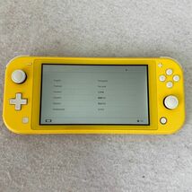 R332-O18-2887 Nintendo Switch Lite ニンテンドー スイッチライト 本体 HDH-001 イエロー 任天堂 箱/ACアダプター付き 通電OK ④_画像2