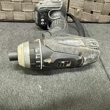 Q880-O43-677 MAKITA マキタ 充電式4モードインパクトドライバー TP131D/DIY 電動工具/7.2-18V用 純正 充電器 DC18RC 専用ケース 取説付 ⑤_画像9