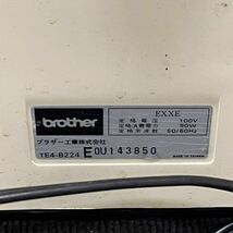 R802-K44-3799 BROTHER ブラザー HOME LOCK ホームロック TE4-B224 卓上 ロックミシン フットペダル付 通電/針動作OK ③_画像7